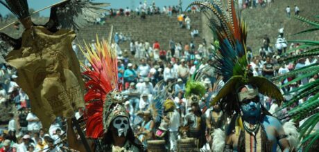 Explorando los Mitos Aztecas sobre la Creación del Hombre y su Significado Cultural