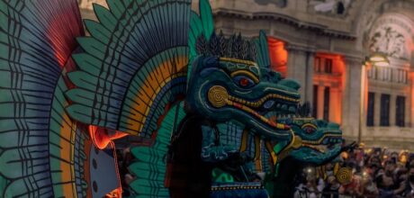 La Leyenda de la Serpiente Emplumada: Explorando Quetzalcóatl y Kukulkán en la Mitología Mesoamericana